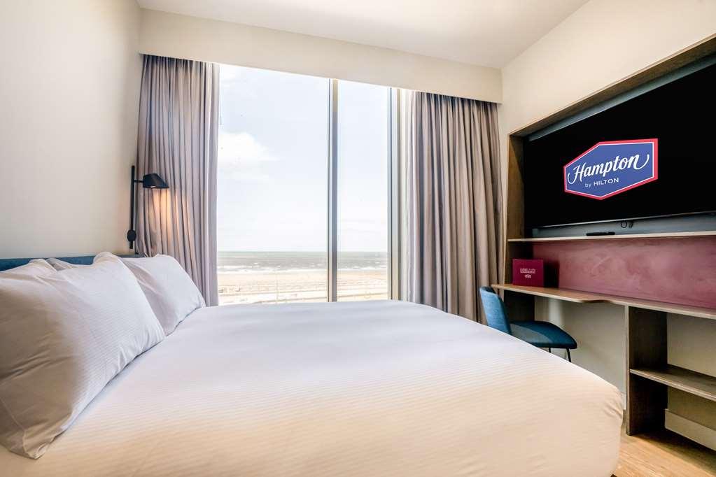 Hampton By Hilton Блэкпул Номер фото