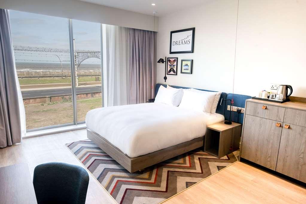 Hampton By Hilton Блэкпул Номер фото